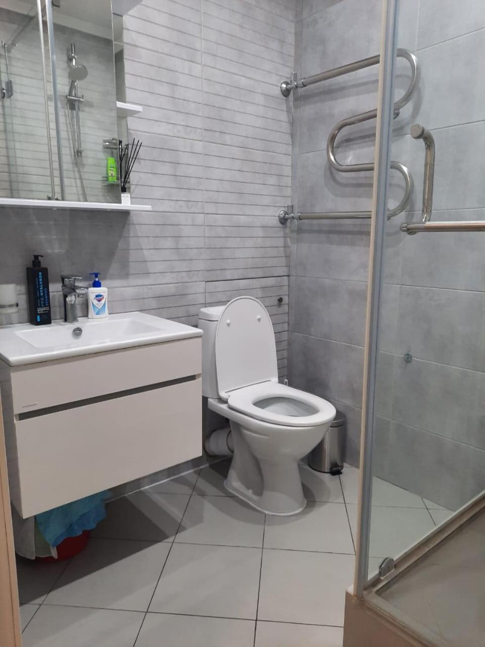 Loftik Apartments Shevchenko Street الماتي المظهر الخارجي الصورة